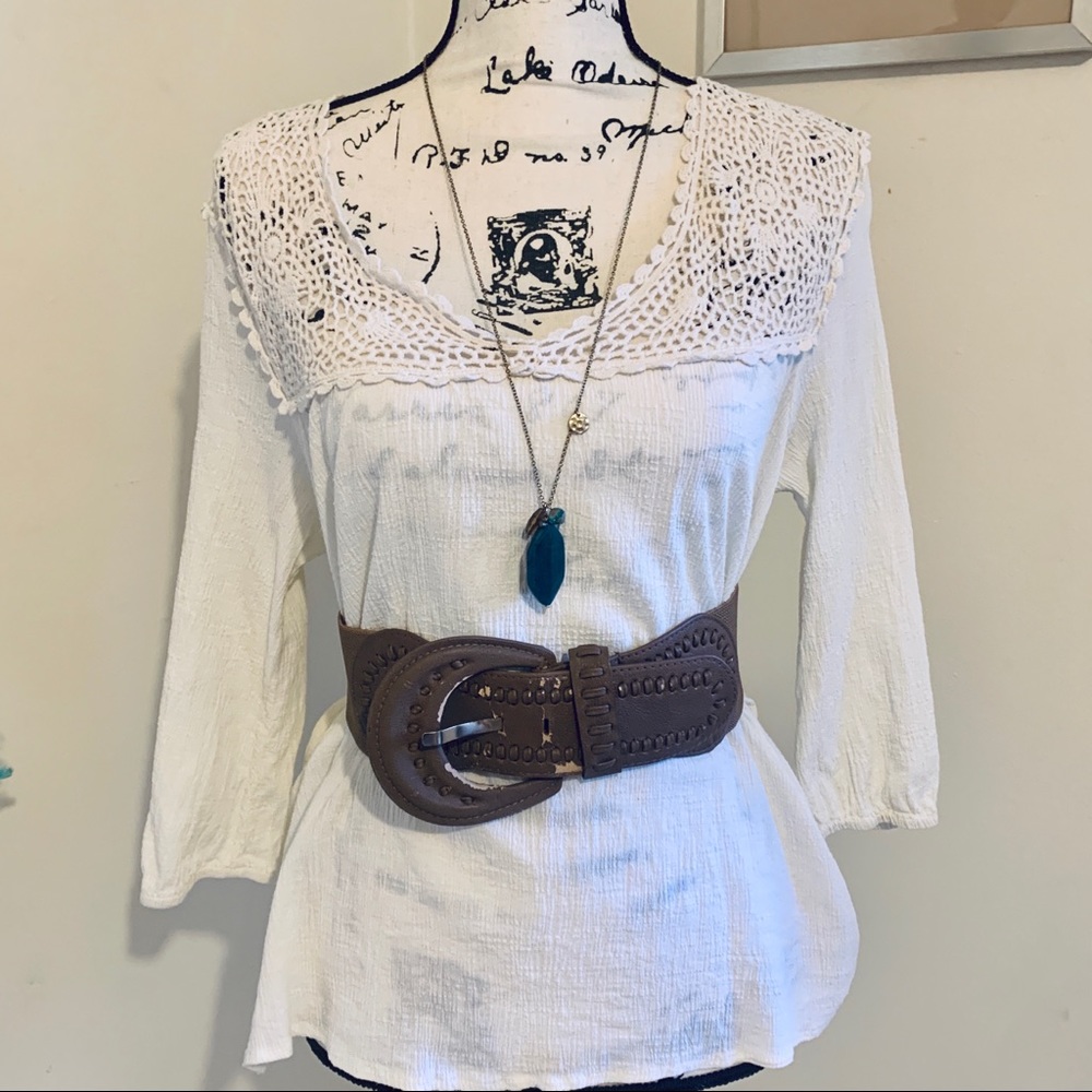 White Boho Top w/Crochet accents and 3/4 sleeves
